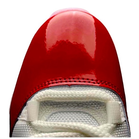 🍒Air Jordan Cherry 11🍒 - Picture 6 of 7